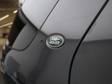 Land Rover Discovery Sport P300e PHEV AWD Auto R-Dynamic S — photo 38