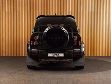 Land Rover Defender 110 X-Dynamic HSE URBAN 2.0 P300e — photo 4