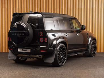 Land Rover Defender 110 X-Dynamic HSE URBAN 2.0 P300e — photo 5