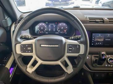 Land Rover Defender 90 X-Dynamic SE D300 — photo 14