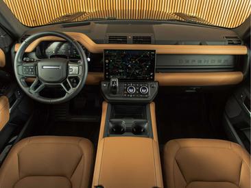 Land Rover Defender 110 X-Dynamic HSE URBAN 2.0 P300e — photo 11