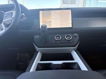 Land Rover Defender 110 Brun 3.0D L6 MHEV S AWD Aut. 250 — photo 13