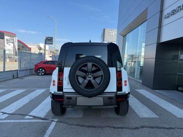 Land Rover Defender 110 X-Dynamic SE 3.0D L6 MHEV AWD Aut. 250 — photo 14