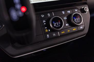 Land Rover Defender 110 HARDTOP S D250 — photo 44