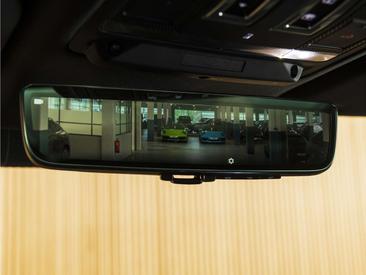 Land Rover Defender 110 X-Dynamic HSE HERITAGE 2.0 P300e — photo 26