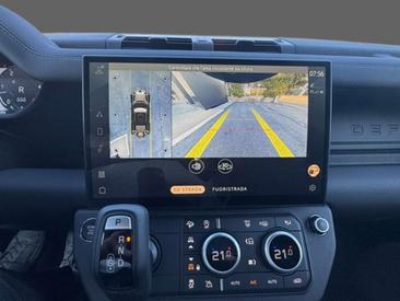 Land Rover Defender 110 S Awd Autocarro 3.0d I6 Mhev 200cv Auto — photo 15