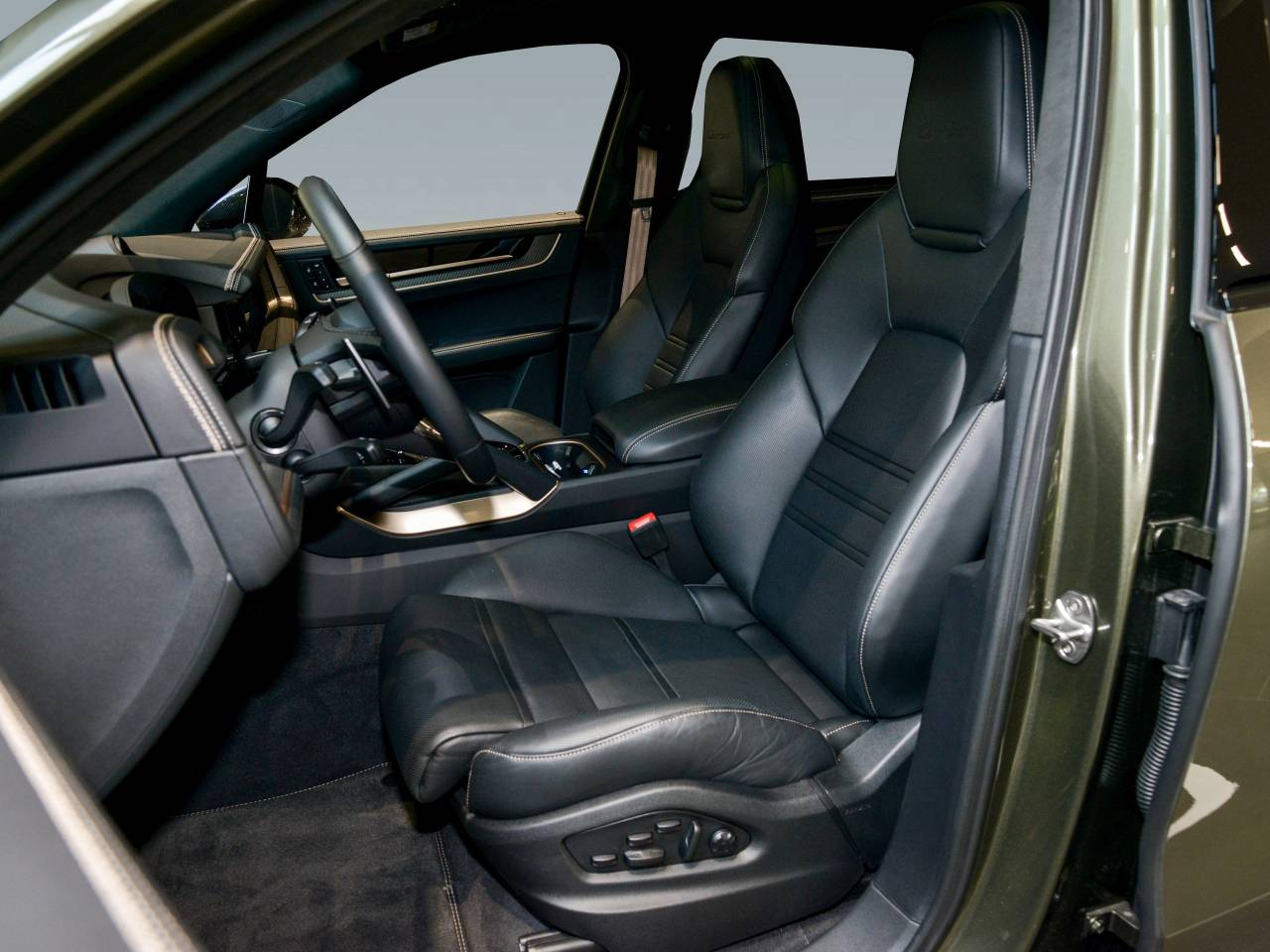Porsche Cayenne III ph2 Turbo E-Hybrid - 2024 - Joinsteer - #24