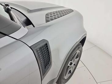 Land Rover Defender 110 SE Awd 3.0d I6 Mhev 250cv Auto — photo 31