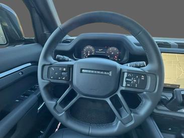 Land Rover Defender 110 S Awd Autocarro 3.0d I6 Mhev 200cv Auto — photo 27