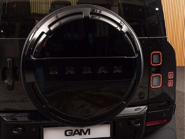 Land Rover Defender 110 X-Dynamic HSE URBAN 2.0 P300e — photo 31
