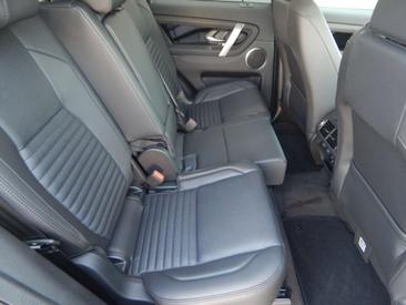 Land Rover Discovery Sport D165 AWD S — photo 8