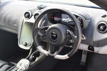 McLaren 570S Spider — photo 11