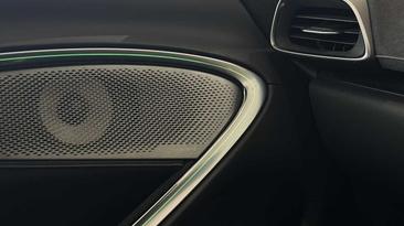 McLaren Artura — photo 36