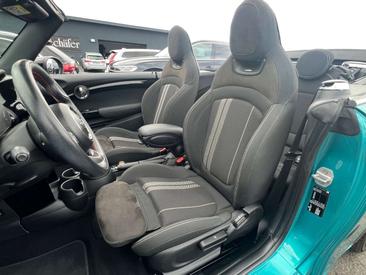 Mini Cabrio JCW Cooper — photo 16