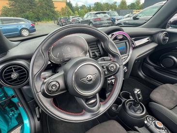 Mini Cabrio JCW Cooper — photo 17