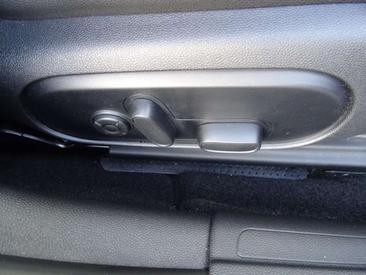 Mini Cooper E — photo 17