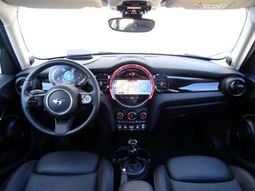 Mini Cooper E — photo 7