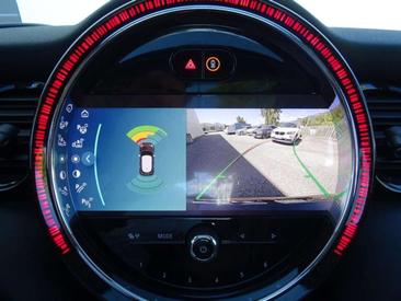 Mini Cooper E — photo 17