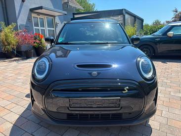 Mini Electric Yours Cooper SE — photo 4