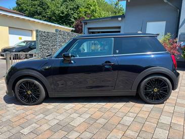 Mini Electric Yours Cooper SE — photo 5