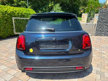 Mini Electric Yours Cooper SE — photo 7