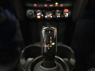 Mini Hatch Camden Cooper — photo 14