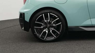 Mini Cooper SE JCW — photo 10
