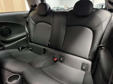 Mini Hatch Camden Cooper — photo 17