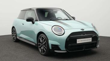 Mini Cooper SE JCW — photo 15