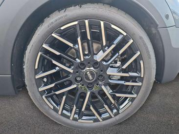 Mini Cabrio Favoured Cooper — photo 10