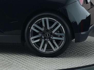 Mini Hatch Classic Cooper SE — photo 15