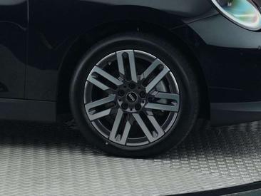 Mini Hatch Classic Cooper SE — photo 17