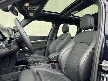 Mini Countryman COOPER SE — photo 10
