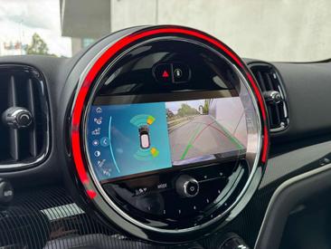 Mini Countryman COOPER SE — photo 12