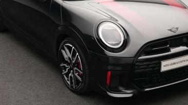 Mini Cabrio John Cooper Works — photo 21