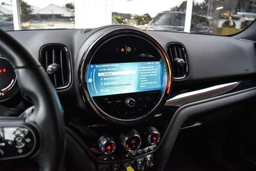 Mini Countryman Classic Cooper SE — photo 23