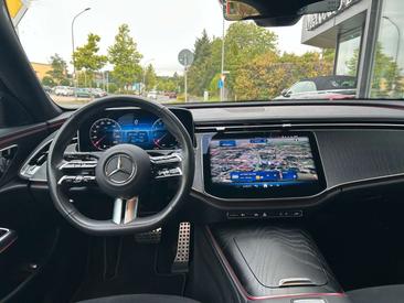 Mercedes Classe E 200 Night Edition — photo 10