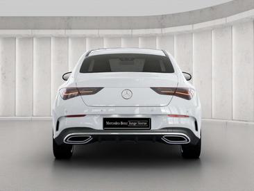 Mercedes CLA 180 AMG Line — photo 3