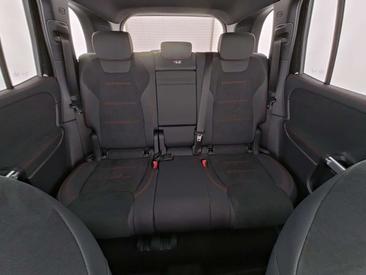 Mercedes EQB 300 AMG Line — photo 7