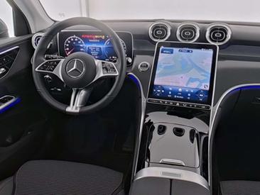 Mercedes GLC 300 Avantgarde — photo 4