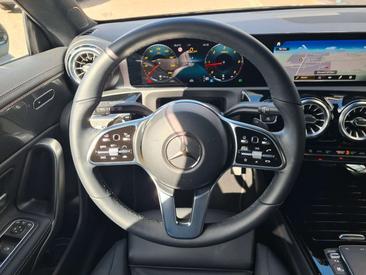 Mercedes CLA Shooting Break 200 — photo 12