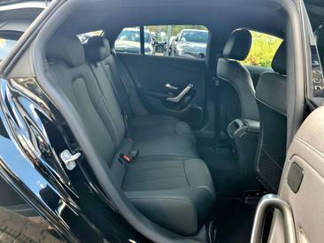 Mercedes CLA Shooting Break 200 — photo 15