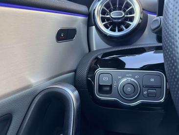 Mercedes CLA 200 Night Edition — photo 34