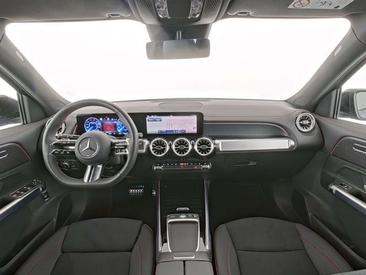 Mercedes EQB 250 Night Edition — photo 6