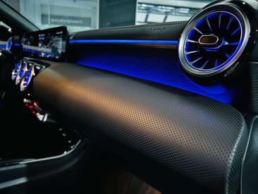 Mercedes CLA 220 AMG Line — photo 35