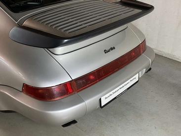 Porsche 964 Turbo — photo 13