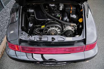 Porsche 964 CARRERA 4 — photo 8