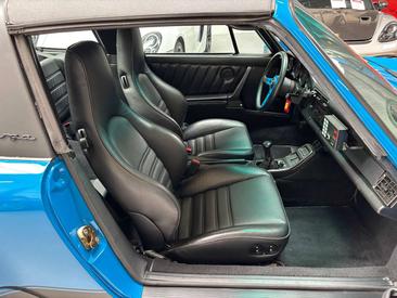 Porsche 964 Carrera 2 — photo 18