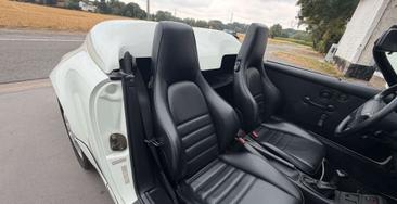 Porsche 964 Speedster — photo 9