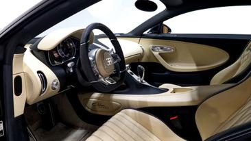 Bugatti Chiron Sport — photo 13